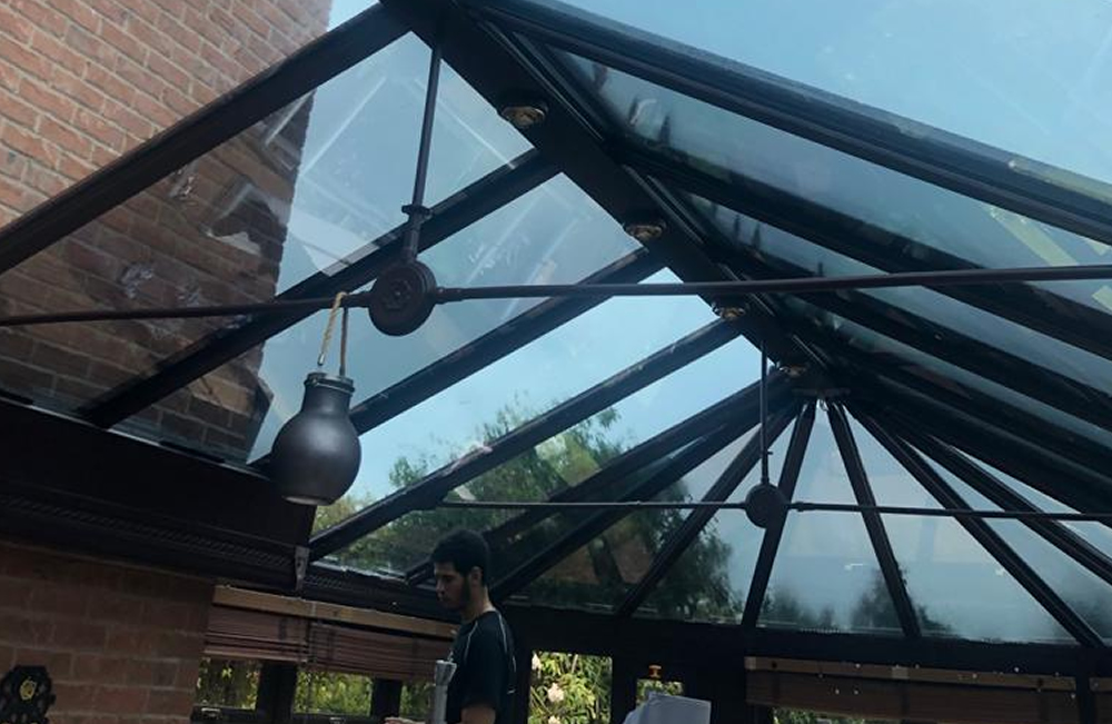 Window tinting Leeds